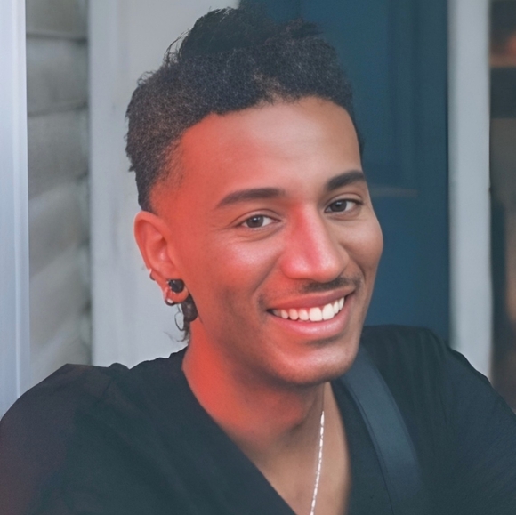 Meet your Posher, Ansy - Picture 1 of 1